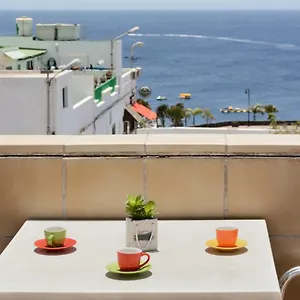 Magec 2*, Puerto del Carmen (Lanzarote) Spanje