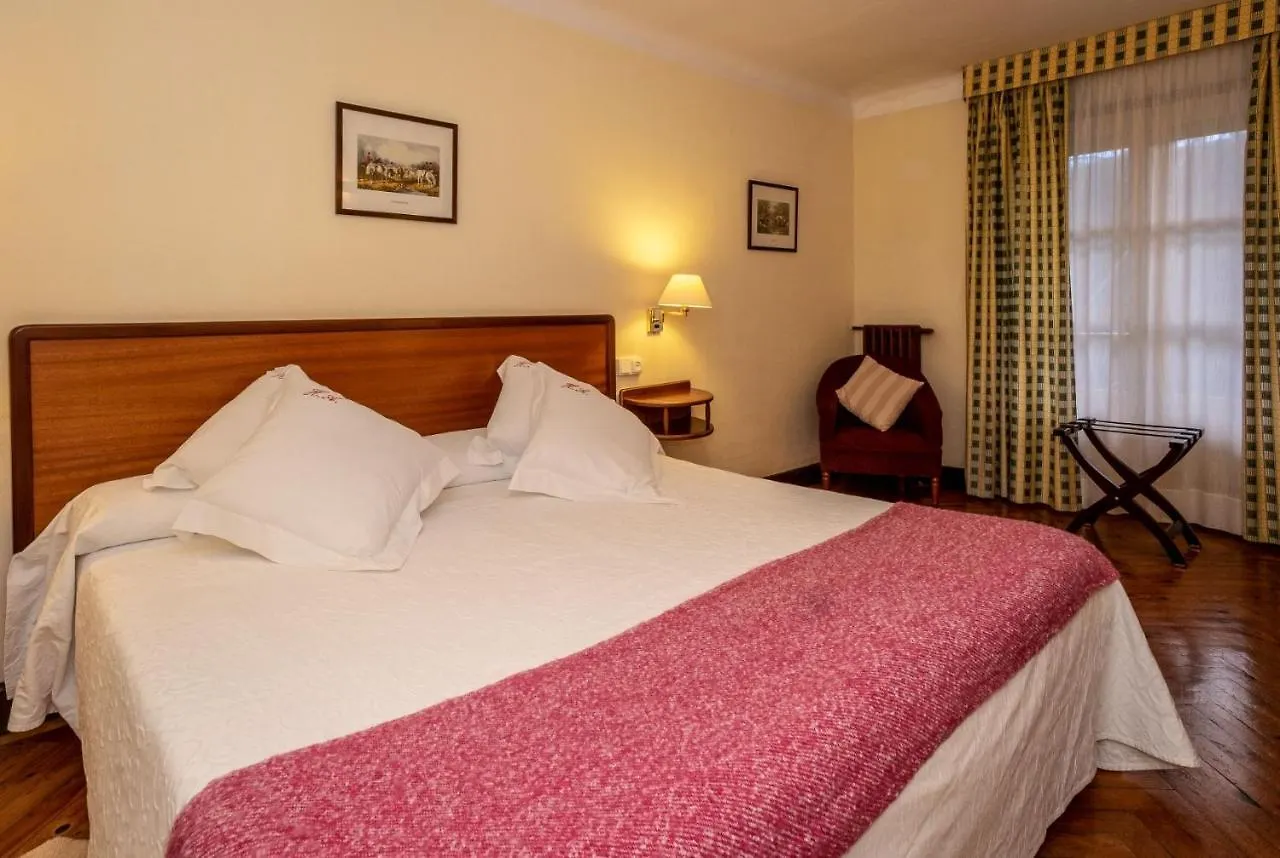 Hotel Adsera La Molina  3*, La Molina (Girona) Spain